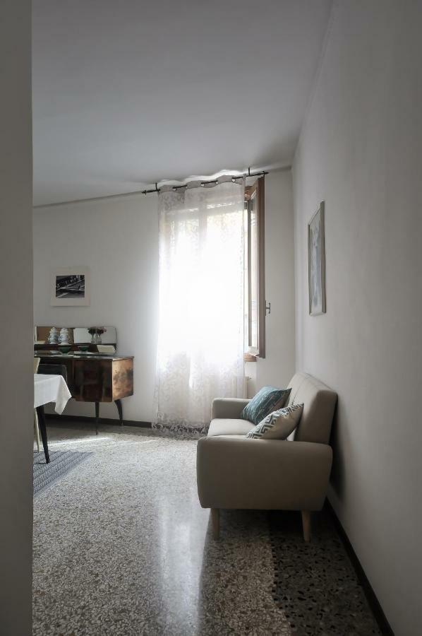 Bianco *